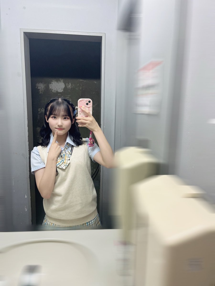 NMB48 宮本杏海 リミスタ 直筆サイン入りチェキ NMB48 宮本杏海 リミスタ 直筆サイン入りチェキ 2025年最新