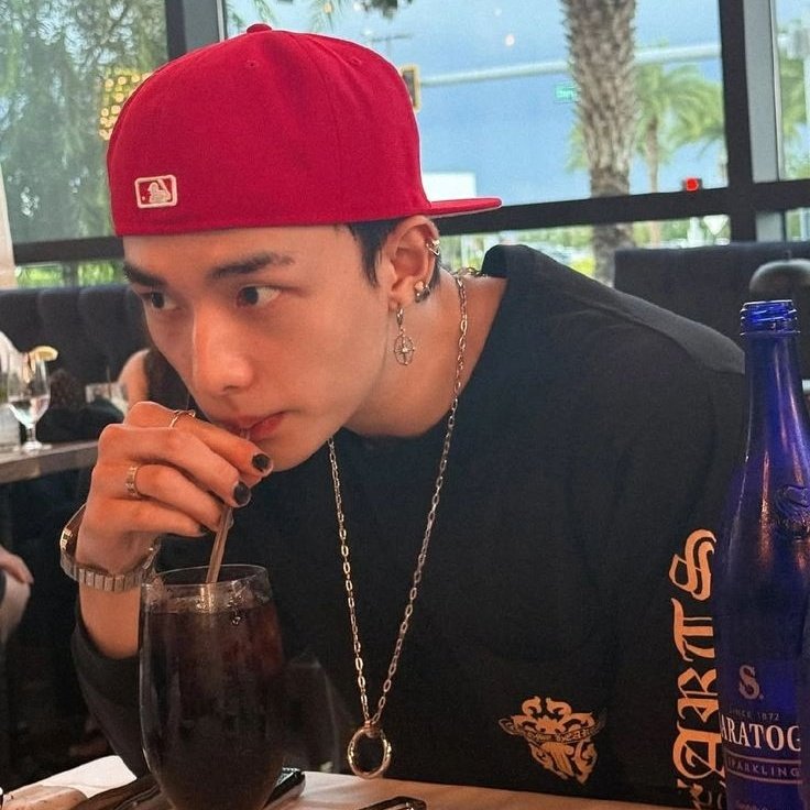 tecito au’s tweet media