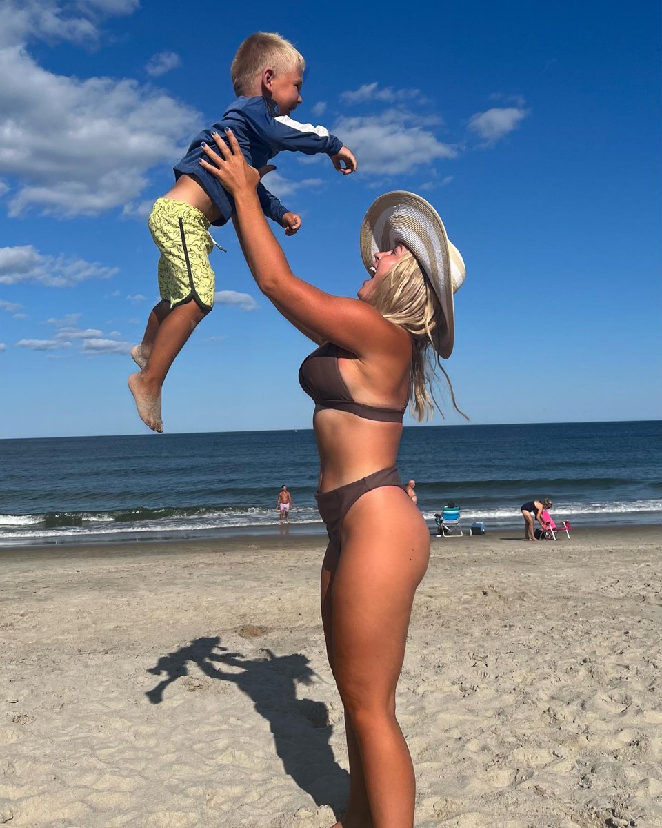 Maga Nadine tweet media