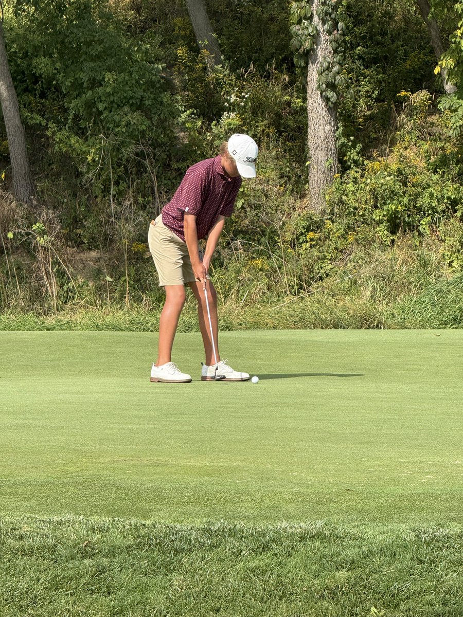 The boys varsity golf team scored 303 to place 5th out of 18 teams at the Warrior Invite at Cedar Rapids CC. Low rounds:
T15 Dewell Anderson (Sr) 74
T15 Elijah Anderson (Fr) 74