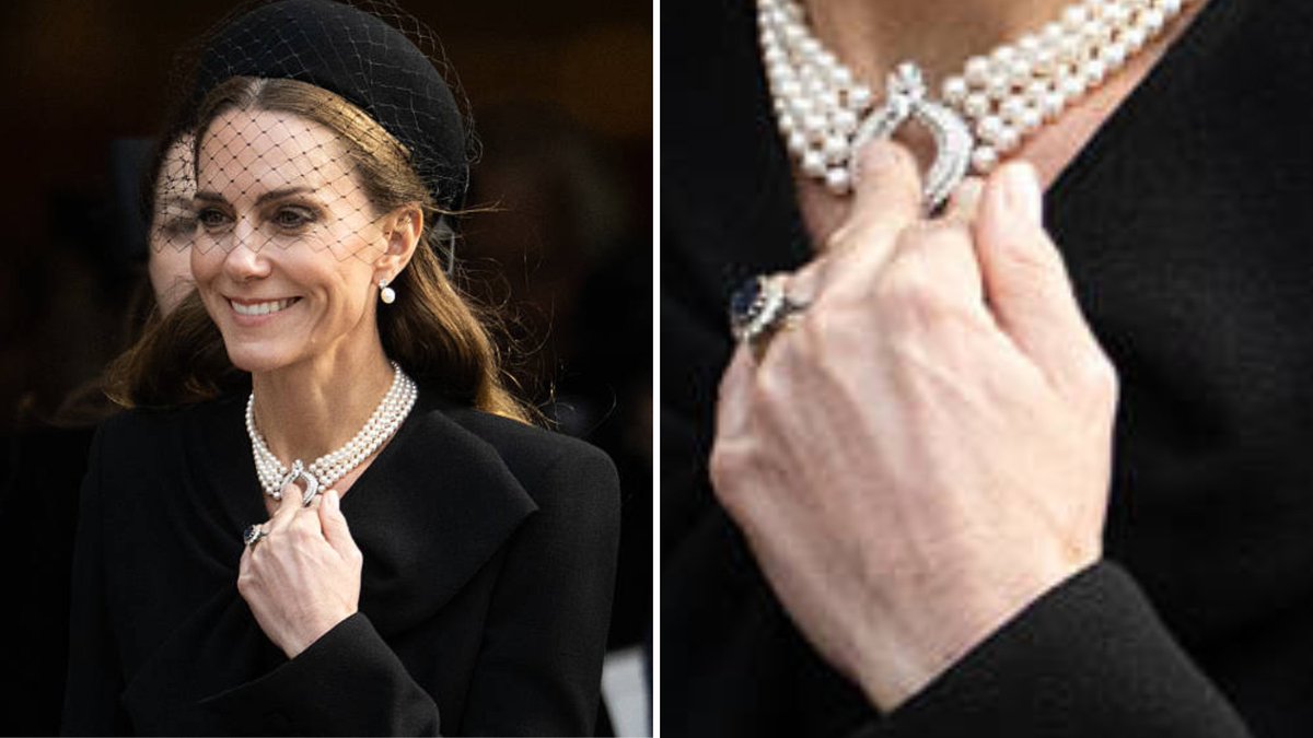 ExposingRoyals's tweet image. Was Kate adjusting her pearls or giving Charles the finger right after curtsying? Hard to tell at this point 😱😂 #AbolishTheMonarchy