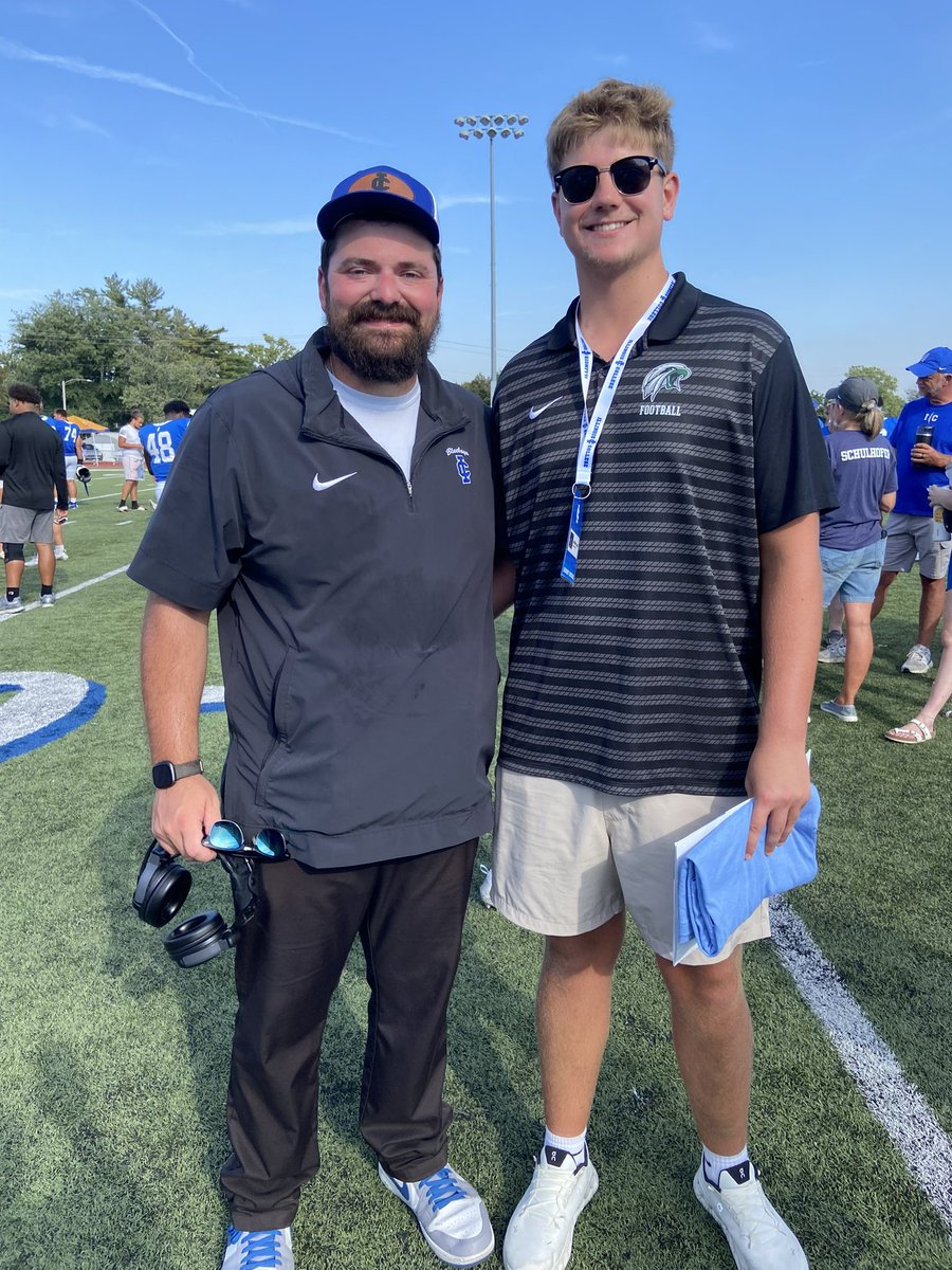 After a great game day visit at <a href="/IC_Football/">Illinois College Football</a> I am blessed to receive my first D3 offer. Thank you <a href="/CoachDeFrisco/">▫️Ray DeFrisco▫️</a> and <a href="/Coach_BWade/">Bryan Wade</a> .