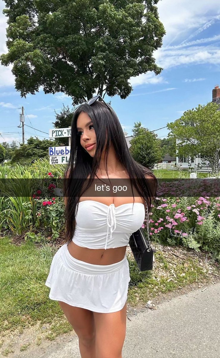 Layla Enderson tweet media