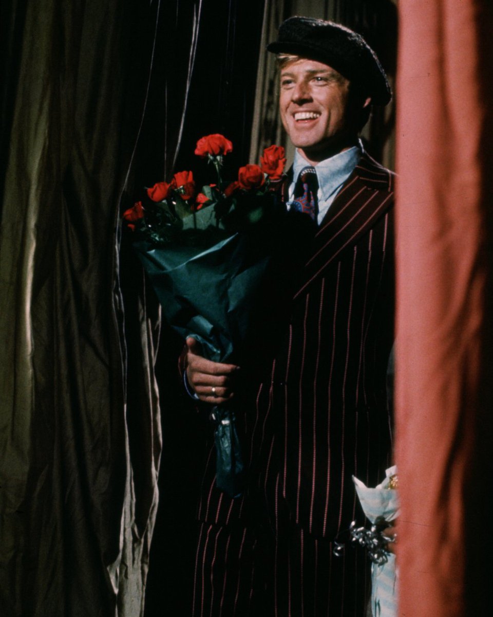 UniAllAccess's tweet image. Robert Redford on the set of The Sting (1973) and Out of Africa (1985). ❤️