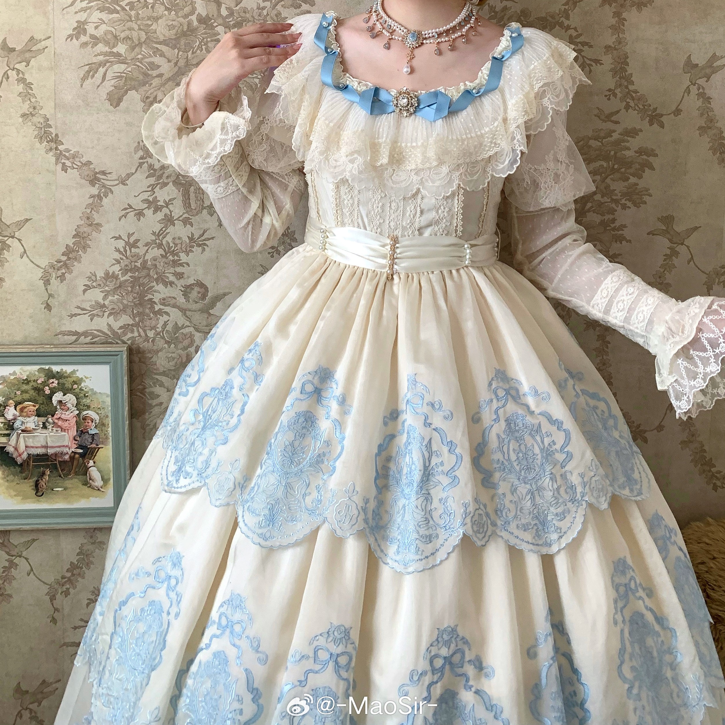 * antique sheep ✵ * もも色リボンと鈴をつけた小さな 羊さん LAMB – 10x2 Studio