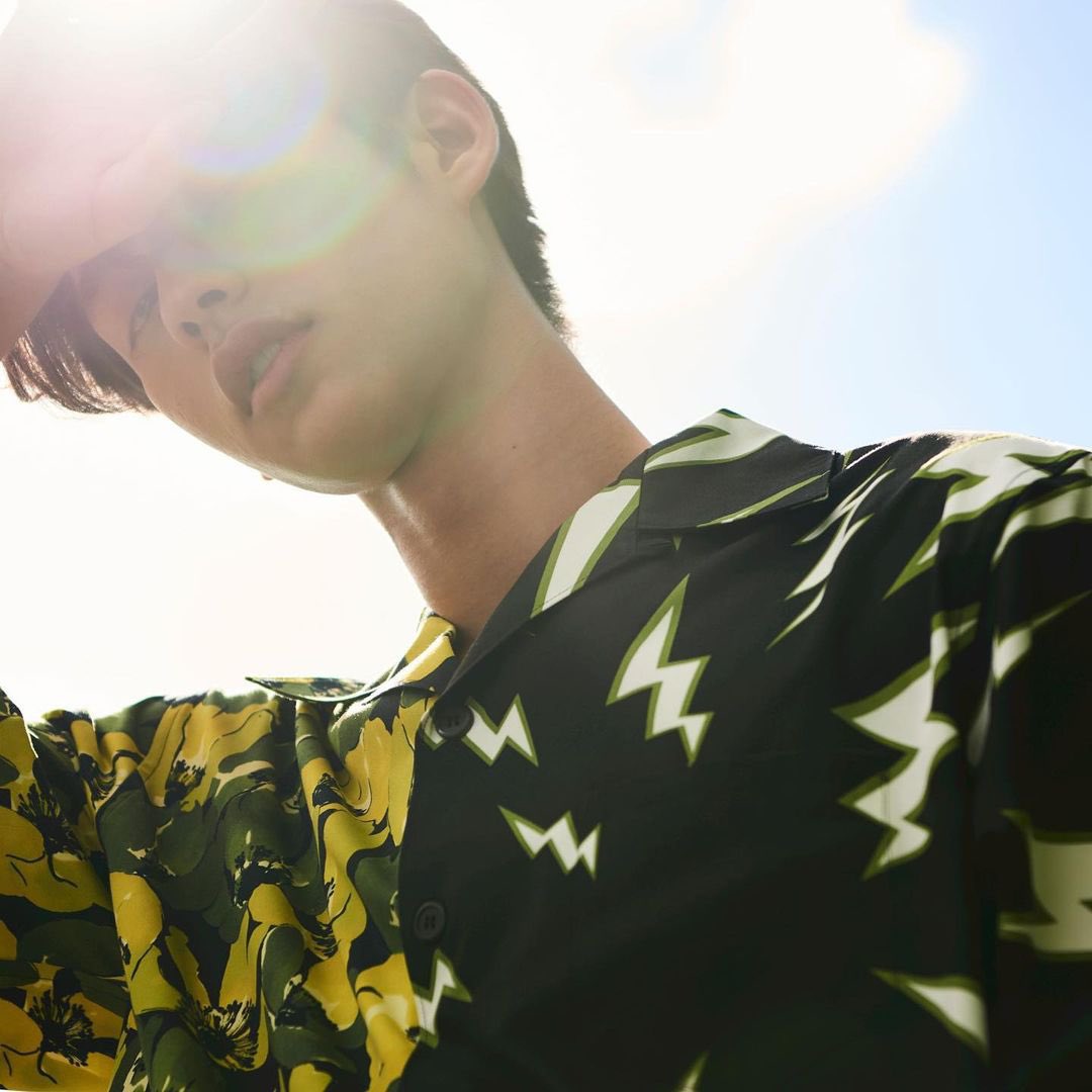 Bright Morning

(づ￣ ³￣)づ)have a good day💚🌈💚
ขอให้เปนวันที่ดีตลอดการทำงานมีความสุขในทุกๆวันรายล้อมไปด้วยความรักนะคร้าฟจ้าวรอยยิ้มของพี่รัก🤍miss you🫶🏻
ＩLᵒᵛᵉᵧₒᵤ♡︎
Cr.📸🙏🏻

Bright Vachirawit
#HaveABrightDay
#bbrightvc <a href="/bbrightvc/">bright</a>