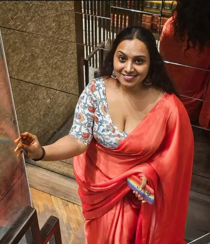 Abdul , karim , usman , Aslam , javed , mehmood , Bilal 💚
 Uff so many options available and the fun thing is they all wanted to breed me.  Being a sanskari sherni is not easy.
 You have to make every mulla in your neighborhood happy 🧡

Retweet if you agree