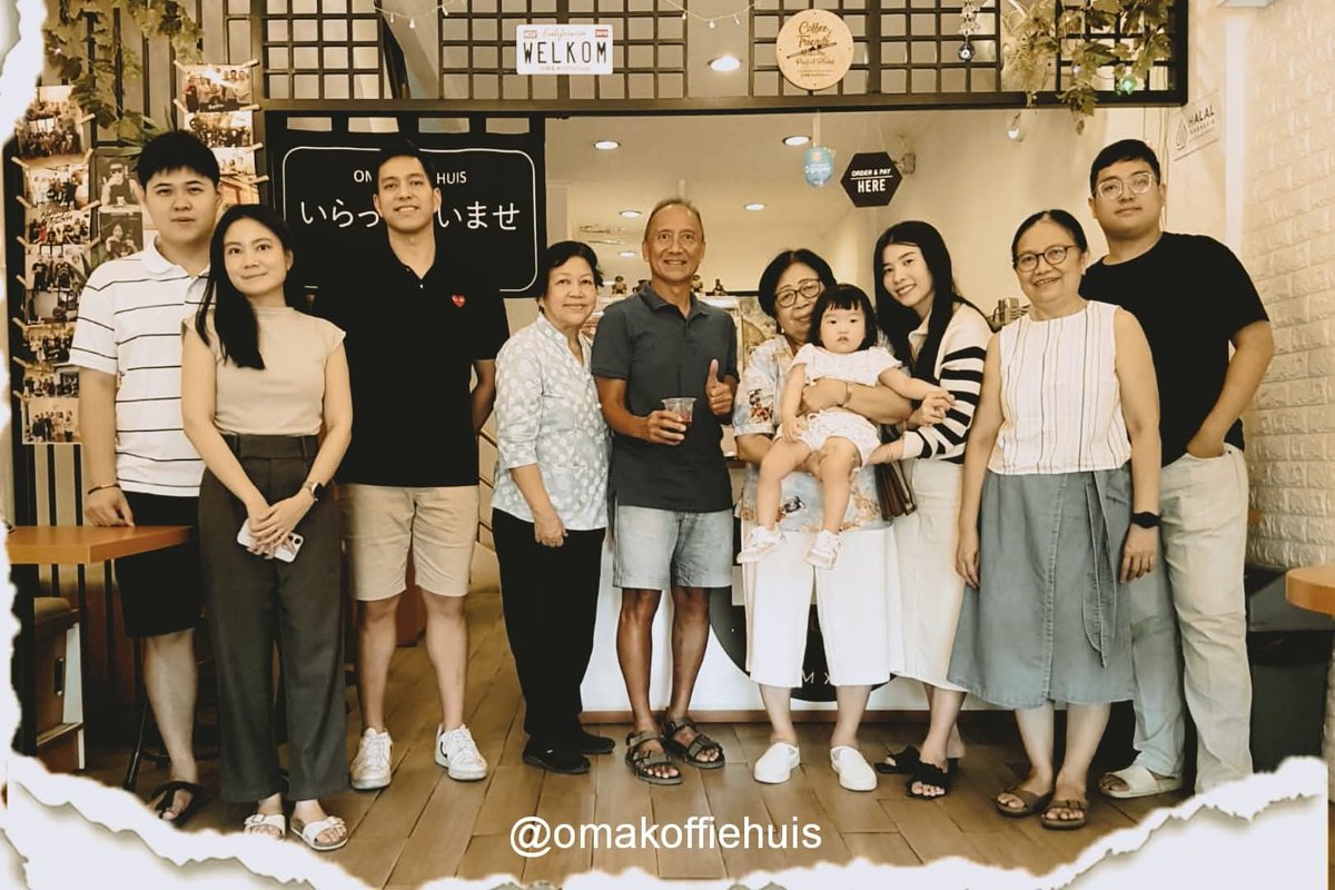 omakoffiehuis's tweet image. The best thing in life are God, family, friends and a cup of coffee.

#highlight #pengikut #sorotan  #GoodMorning #wednesdaymotivation #CoffeeLovers