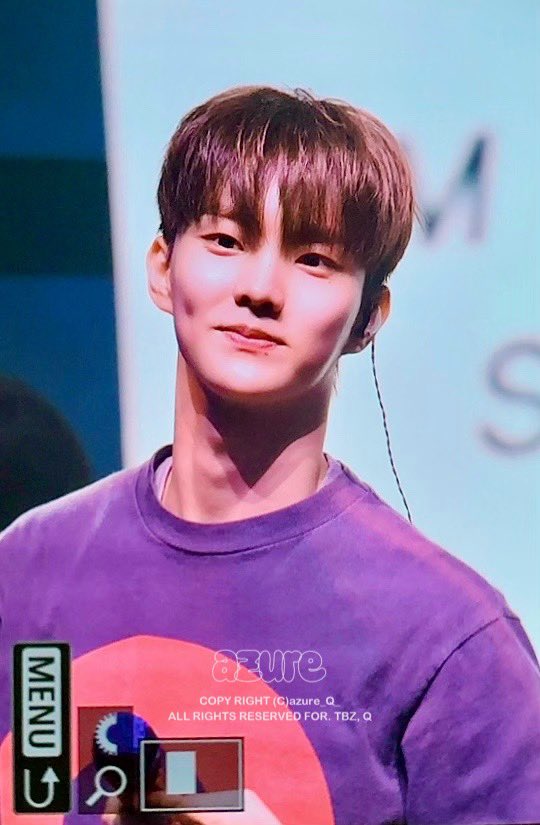 azure_Q_'s tweet photo. 250916 머리 정리하고 덮머해서 완전 큐티되심
#지창민 #큐 #더보이즈 #THEBOYZ https://t.co/CUe30avSYn