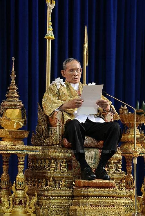 moonoi_punthai's tweet photo. #เรารักสถาบันพระมหากษัตริย์ 
บ้านเมืองของเราเป็นสุขสืบมาช้านาน เพราะเรามีความปึกแผ่นในชาติ และต่างบำเพ็ญกรณียกิจตามหน้าที่ให้สอดคล้องเกื้อกูลกัน เพื่อประโยชน์ของชาติ คนไทยทุกคนจึงควรจะตระหนักในข้อนี้ให้มาก และตั้งใจประพฤติตัวปฏิบัติงานให้สมฐานะและหน้าที่ https://t.co/DK9XVxhZBs