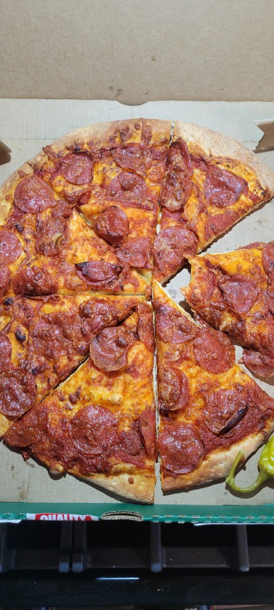 grumpygoron03's tweet photo. @PapaJohns your store wouldn't give me a refund because they claim this "was made properly" and "I ate off it". But driving back to the store on a carryout order for 3 additional cups of sauce is their way of saying sorry. https://t.co/OjPjzjjTpp