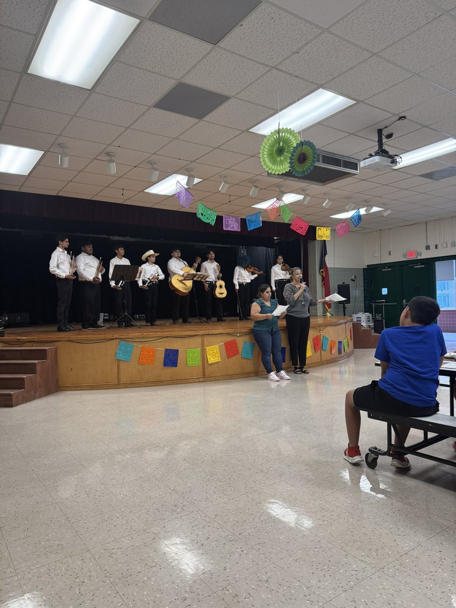𝒯𝒾𝒻𝒻𝒶𝓃𝓎 𝒮𝓅𝒾𝒸𝑒𝓇, 𝒫𝒽𝒟 (@drtiffanyspicer) on Twitter photo Cata De Libros (Book Cafe) <a href="/HillcrestPds/">Hillcrest PDS Elementary</a> What an awesome event for our students, families and communities this evening! <a href="/WacoISD/">Waco ISD</a> <a href="/MsHaleyDean/">Haley Dean</a> #WISDomWorksWonders #InspireExcellence Cata De Libros (Book Cafe) <a href="/HillcrestPds/">Hillcrest PDS Elementary</a> What an awesome event for our students, families and communities this evening! <a href="/WacoISD/">Waco ISD</a> <a href="/MsHaleyDean/">Haley Dean</a> #WISDomWorksWonders #InspireExcellence