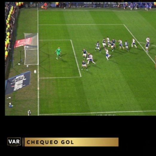 El VAR es lo peor que le pasó al fútbol. Capítulo mil.