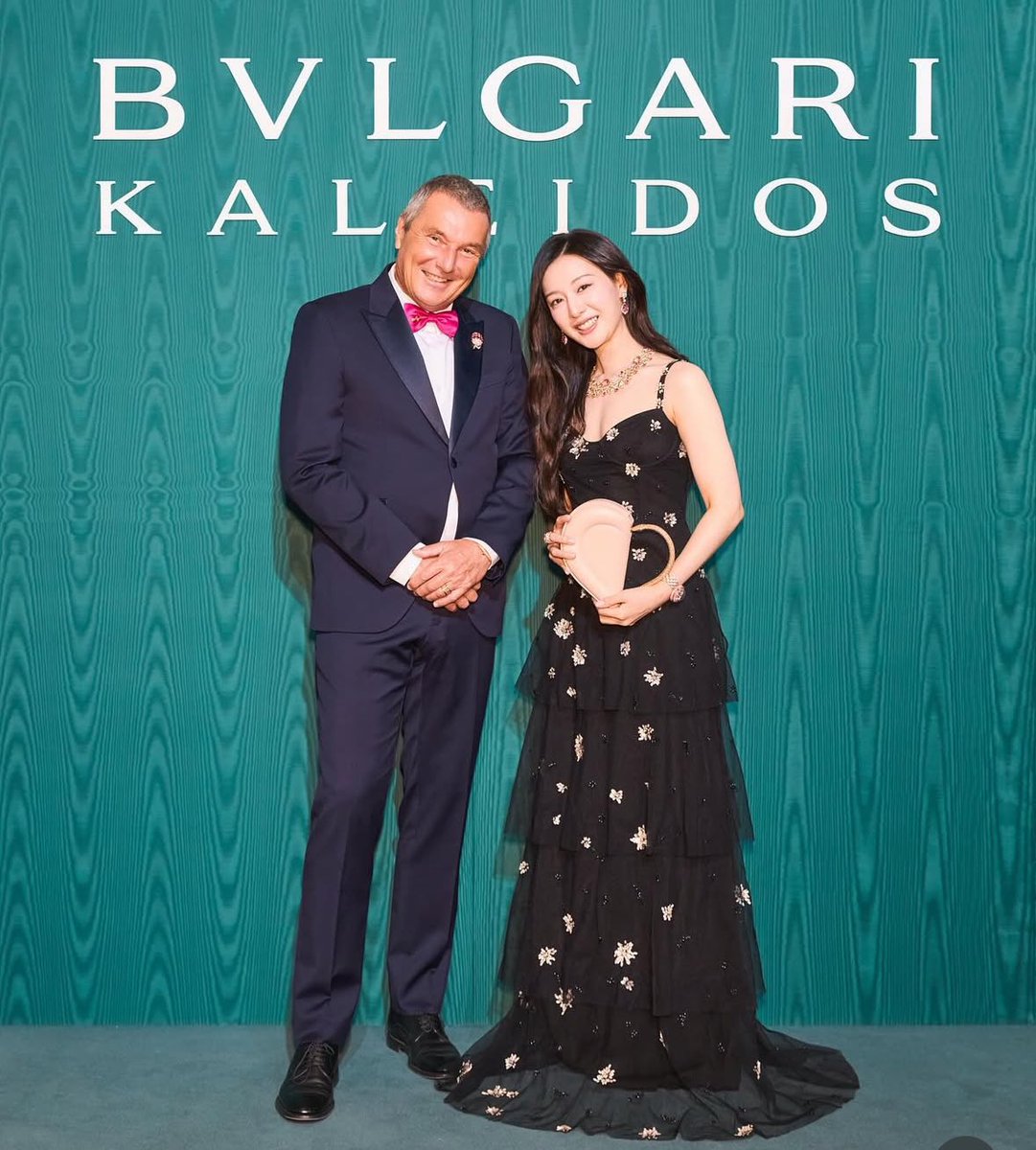 Kim Jiwon with the Bvlgari CEO at the Bvlgari Kaleidos Exhibition in Tokyo 💎
