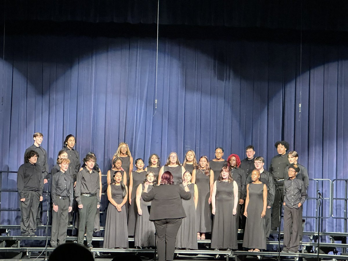 Kelly Tate tweet media