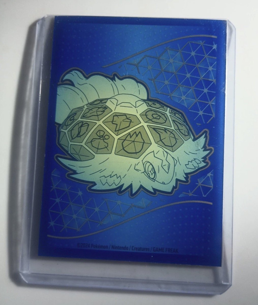 Jem (@pray4goodpulls) on Twitter photo Me - “hey can I get a pic of the back of the card?”
Seller - “got you bro” Me - “hey can I get a pic of the back of the card?”
Seller - “got you bro”