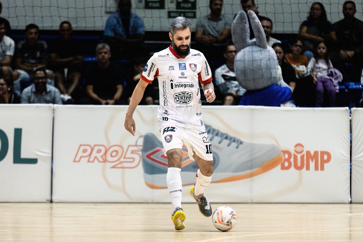 lnfontime's tweet photo. Intervalo de jogo e o Campo Mourão vai vencendo o Minas por 3 a 1.
Acompanhe #OMelhorFutsalDoMundo em transmissão ao vivo na LNFTV e GOAT.
#LNFCresol2025 #MTCxMOU
📸 Hedgard Moraes https://t.co/WWk10ef0ZQ