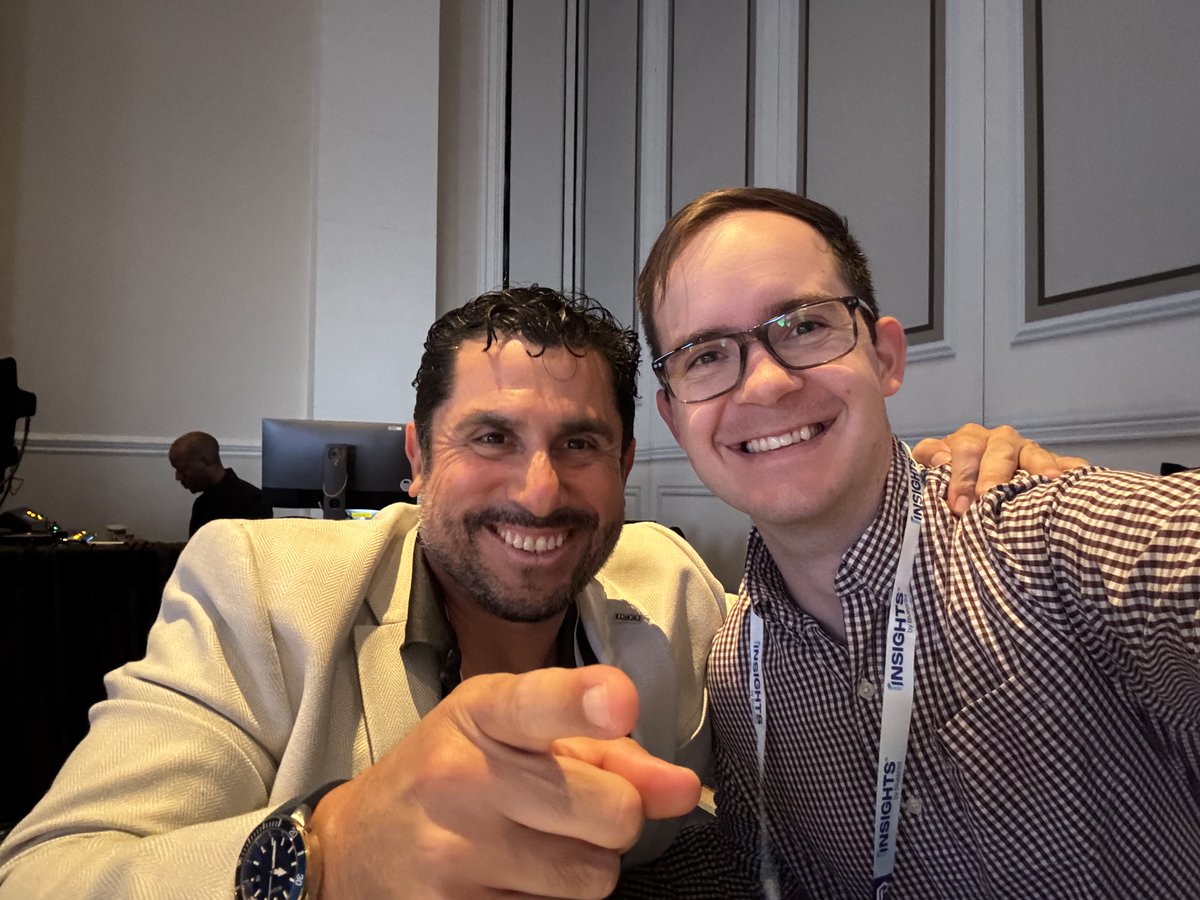 UtahBIM's tweet photo. Kicking off #BlueprintLasVegas with @DamianPiza of the @pizainter team. The future of construction is about partnerships + vision + technology. https://t.co/1QMGHvX7h4