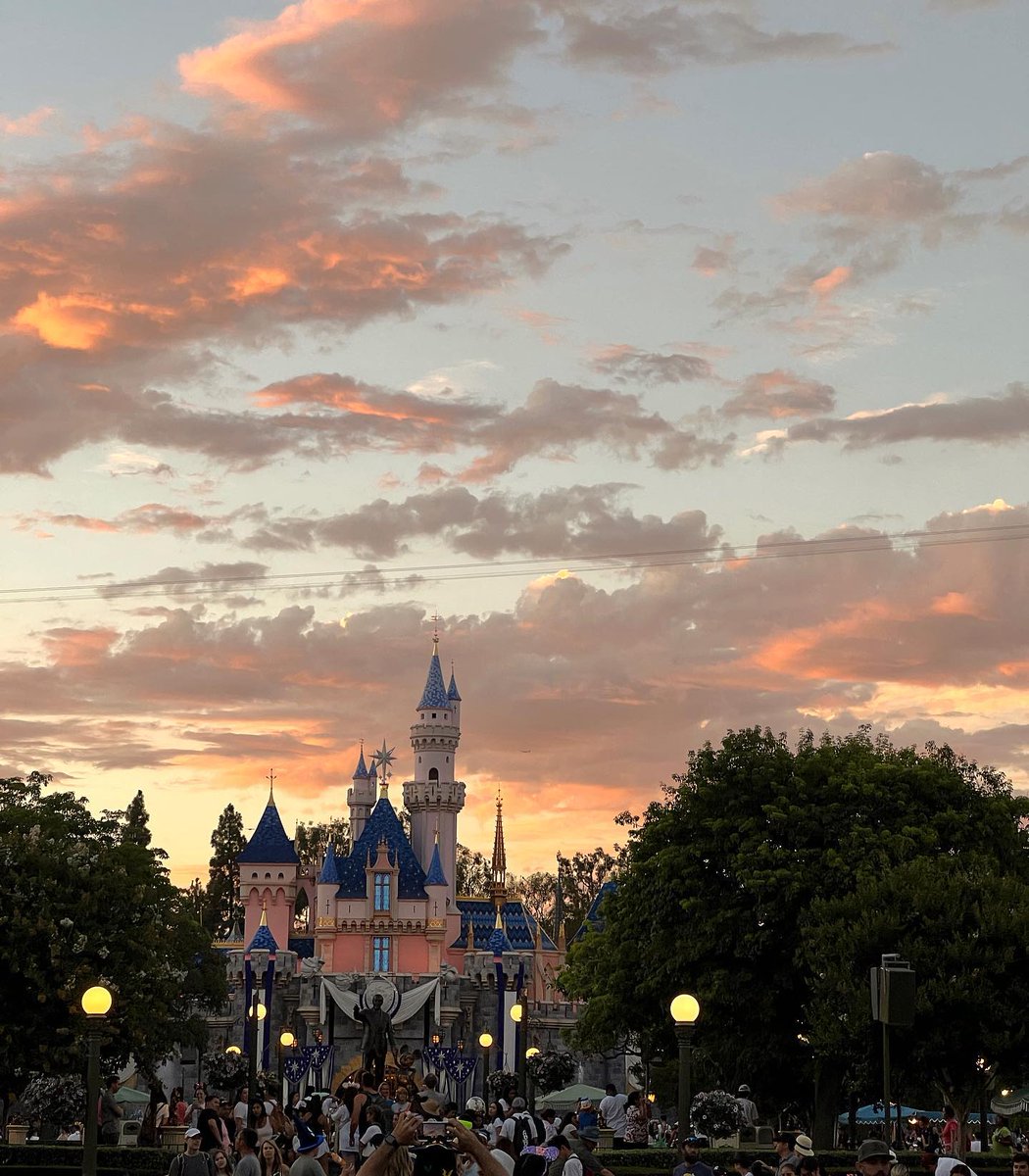 Cooler weather means bigger crowds at Disneyland — the place is buzzing today
