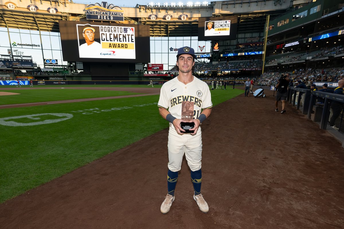 Milwaukee Brewers tweet media