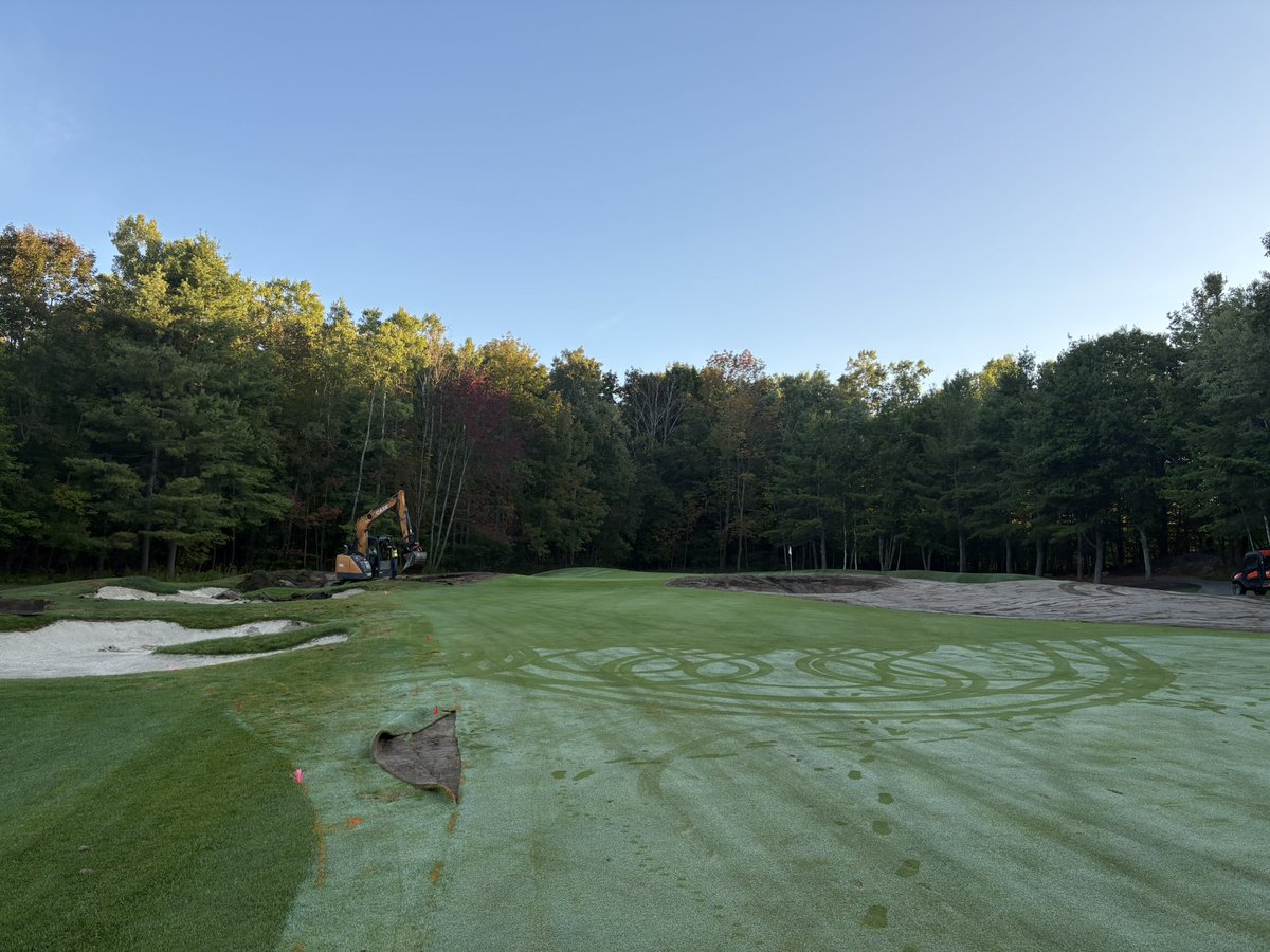 RBisser's tweet photo. What a year, not over yet but couldn’t be more excited with everything that’s going on. New irrigation system, new bbb bunkers, and full renovation of our putting green! Can’t wait to see finished product! 9 holes until summer 2026! https://t.co/VG9dGgBD0p