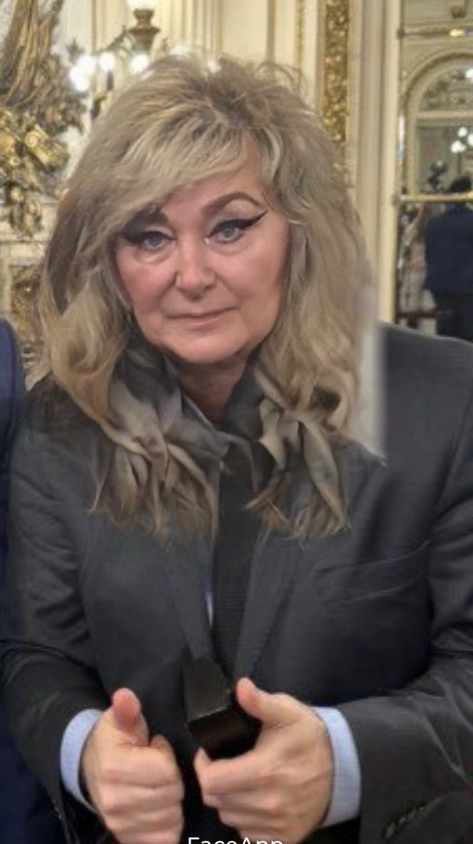 Esta es Jimena Muygai, profesora de psicología en la UBA, está obligando a sus alumnos a ir a marchar mañana y si no van les pone falta 🤬🤬 difundan para que se conozca la cara de esta hdp