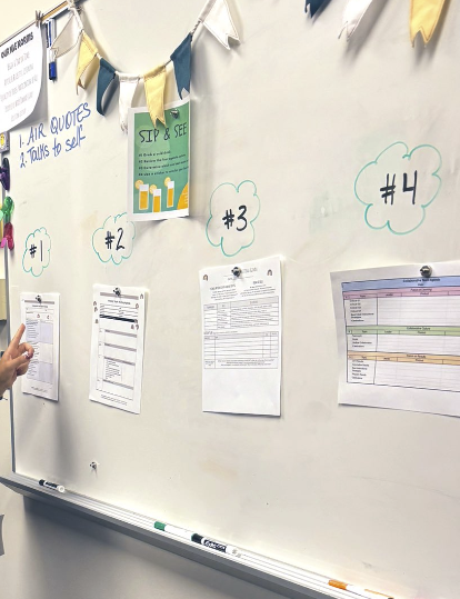 PrincipalProj's tweet photo. 🥤 With a cold drink in hand, teachers take a look at PLC protocols and give feedback on the approaches that will shape team learning this year!

(Via P @MLEPrincipal) https://t.co/sgbdD3CkuY