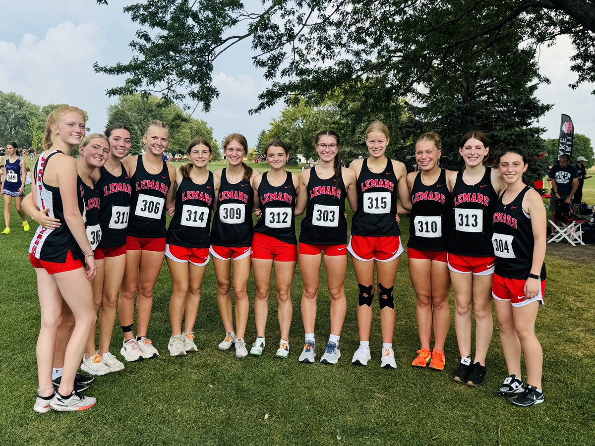 Le Mars Boys/Girls Cross Country tweet media