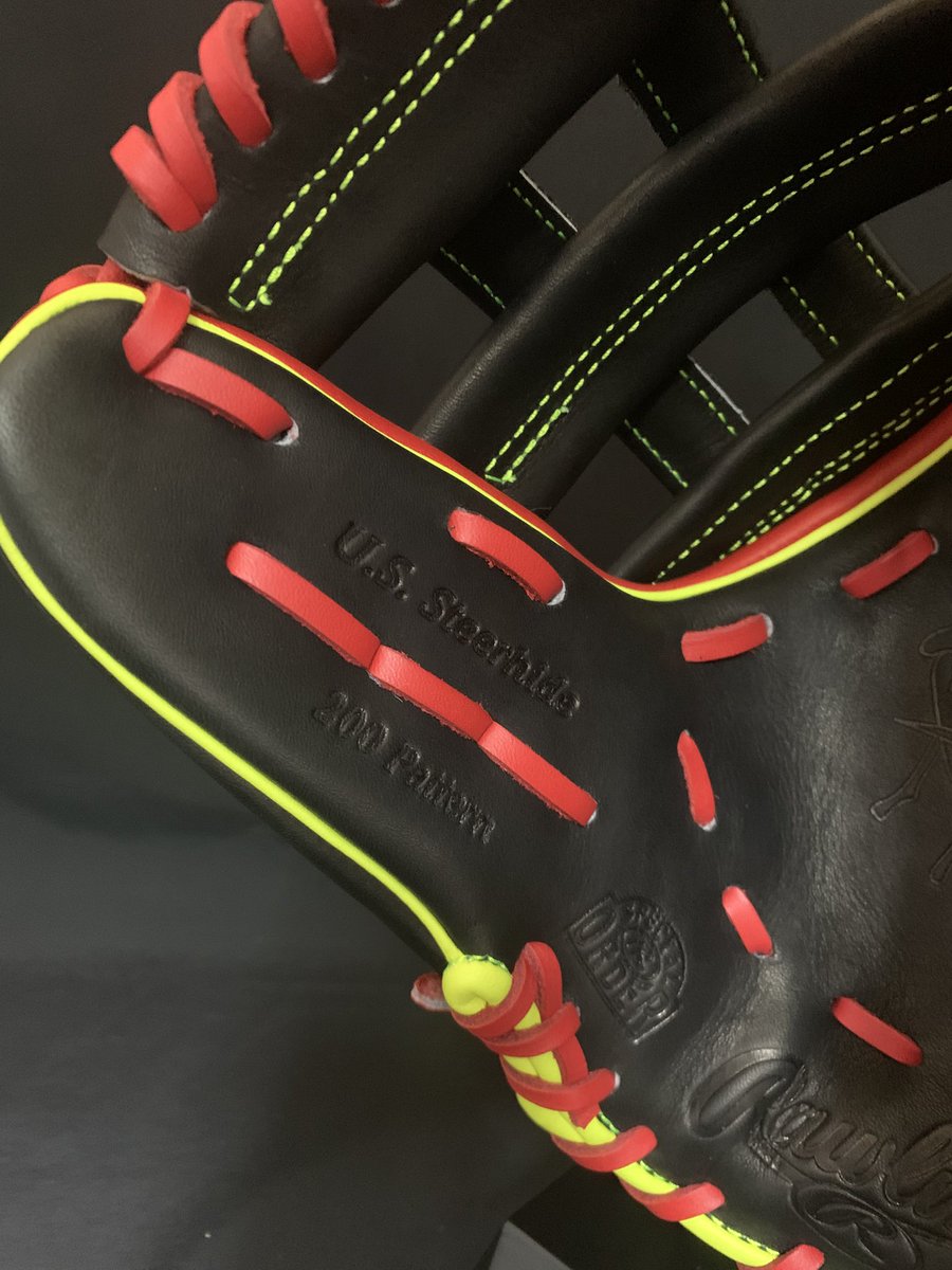 info42648043's tweet photo. #ローリングス #rawlings #オーダーグラブ #オーダーグローブ #mlb #usa #すみれスポーツ #propreferred #プロプリファード #オーダーグラブギャラリー https://t.co/e9Vtd3CoZb