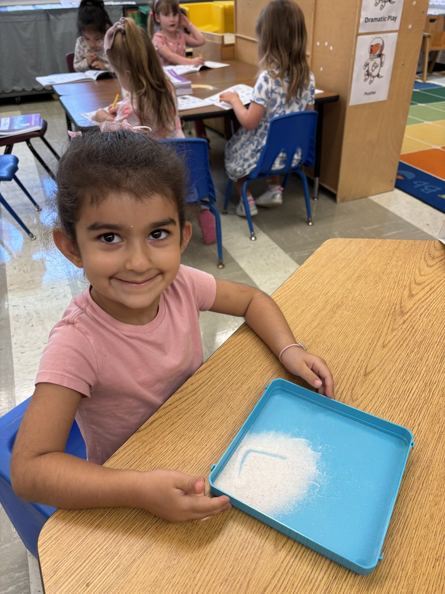 Brenda Pfau tweet media