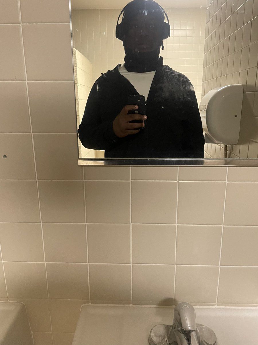 Angelo Travis tweet media