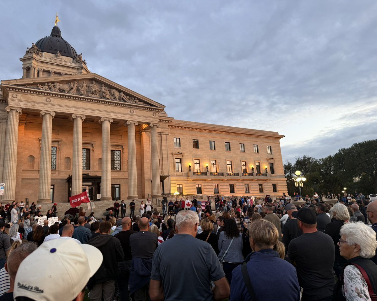 RubySlip77's tweet image. Vigil for Charlie Kirk at the Manitoba Legislature in Winnipeg