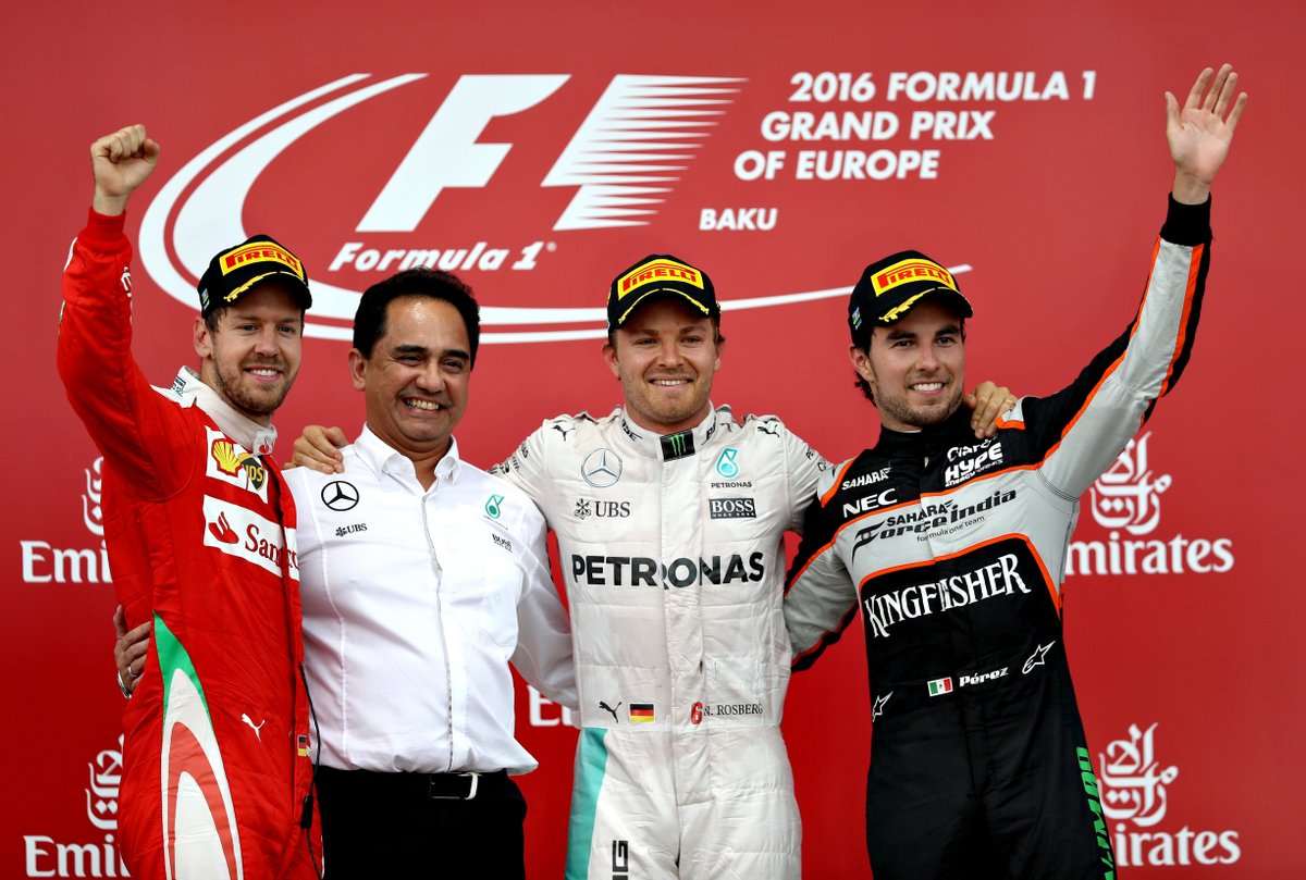 mexicogp's tweet photo. 🇲🇽 4 podios, 2 victorias.
Bakú tiene dueño… y se llama @SChecoPerez 👑

Paciencia, agresividad y control: la fórmula perfecta para dominar el caos de Azerbaiyán. ⚡️

📸: Getty Images 

#F1ESTA #AzerbaijanGP #F1 https://t.co/esDUMS4Soa