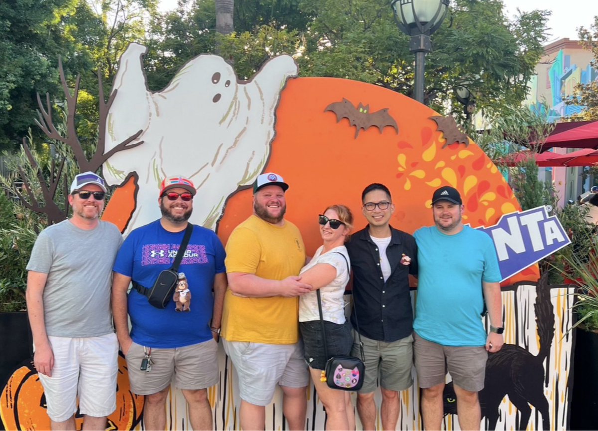 PixieDustVibes's tweet image. All my life’s problems could be solved with a weekend at the park with these guys.