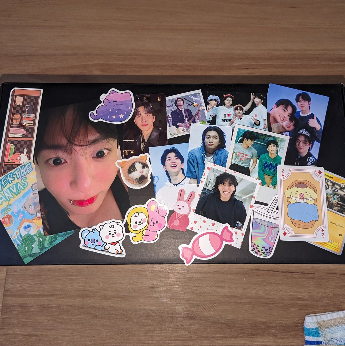lix ☁️ saw day6 !!! 🍀 (@sunflowerdrms) on Twitter photo Thank you so much <a href="/vobojeongtzu/">💣 ᴄᴀᴘ! (ʟᴇᴛs ɢᴏ ᴅᴇᴠɪʟs)</a> for the goodies !! They arrived safely ☺️🩷
Absolutely adore everything !
the jk photo did jumpscare me when i opened the letter lmao fucking LOVE IT Thank you so much <a href="/vobojeongtzu/">💣 ᴄᴀᴘ! (ʟᴇᴛs ɢᴏ ᴅᴇᴠɪʟs)</a> for the goodies !! They arrived safely ☺️🩷
Absolutely adore everything !
the jk photo did jumpscare me when i opened the letter lmao fucking LOVE IT