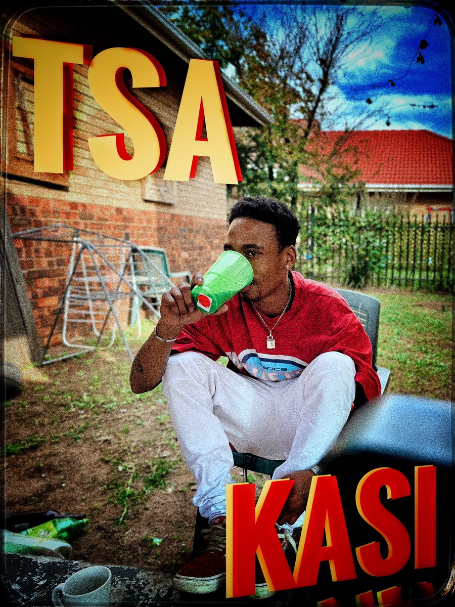LwazZzee's tweet photo. Graphic design is my passion 😗 Artwork by me, art by G Young  🌅

#HIPHOP #Local #SouthAfrica #NoDNAJustRSA #rapper #bars #big2025 #nastyc #areece #blackie #kkeed #djspeedsta #5FM https://t.co/HWY4CtUX8i by @G Young https://t.co/gbfNVUxsGa