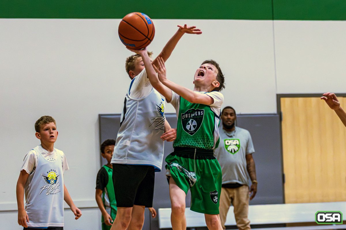 O_Sports_Acad's tweet photo. Fall/Winter Practices start in just under 2️⃣ weeks! We are counting down the days until we see everyone back in the gym! We can't wait to start creating more memories like these! 🏀 #OSAHoops https://t.co/vNi2XkAdY4