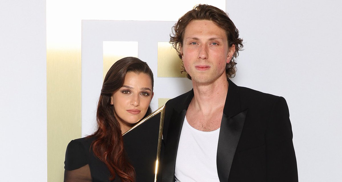 Industry's Marisa Abela Marries Jamie Bogyo in England, Wedding Details Revealed!

👉 
tinyurl.com/yvgsnpsy

#Trending #Abela #Bogyo #Details #England #Industrys #Jamie #Marisa #Marries #revealed #wedding
tinyurl.com/yvgsnpsy