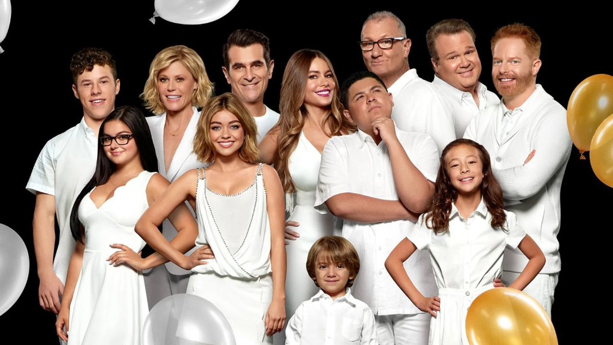 I want a season where they make up the entire cast and just compete against each other #DWTS #DWTS34
