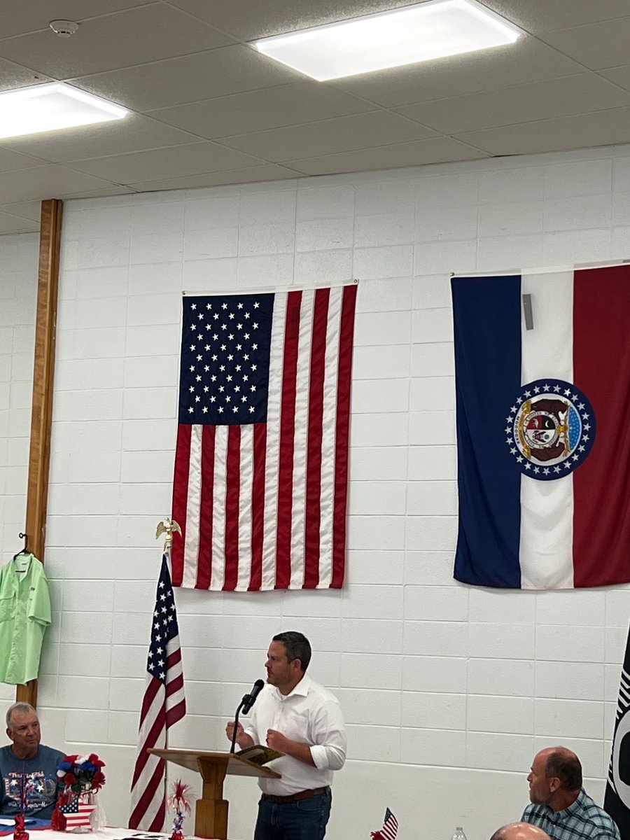 brad_hudson_'s tweet image. I’ve had a great time the past two nights here in God’s Country, spending time with folks in Howell and Texas Counties at the annual Farm Bureau meetings!

It was great seeing old friends and making new ones among the individuals who grow Missouri! #moleg #moag