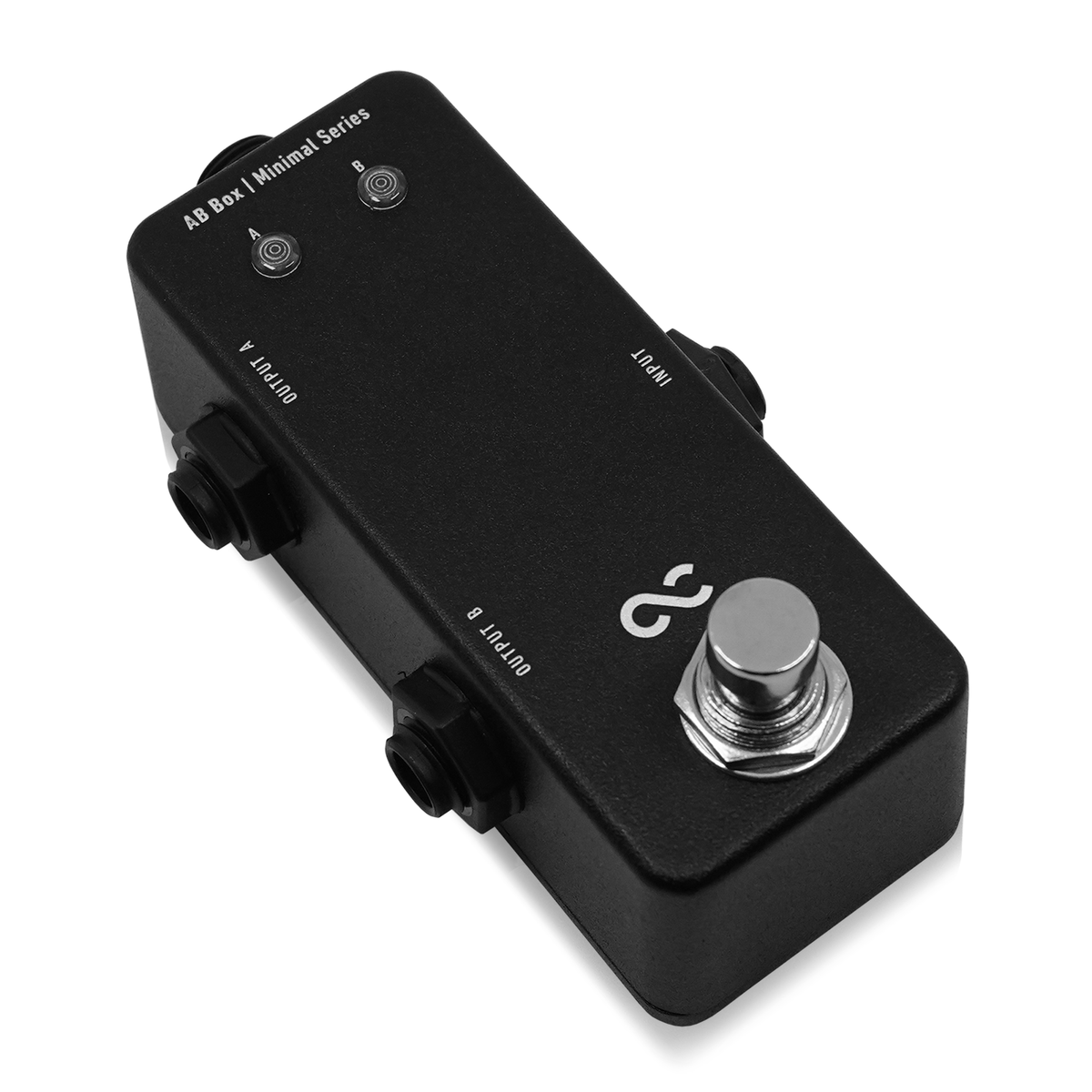 AcSxgBh8xl48282's tweet photo. 🎚️ **AB Box (Minimal Series)**
Switch between A / B amps, mute/tuner output, or use as input selector.
True silent switching (LED-indicated), 9V power, compact build.
#OneControl #ABBox #PedalboardSwitch https://t.co/jT1Ark2VZ9
