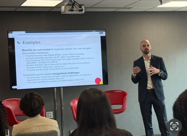 TheCoalition_DC's tweet image. We joined 35 future journalists this week to talk #smallbusiness #sustainability and #resiliency 💪. Big thanks to @NatPress for hosting the Local Business Journalism Fellowship and to @AmericanU for sharing your insights!