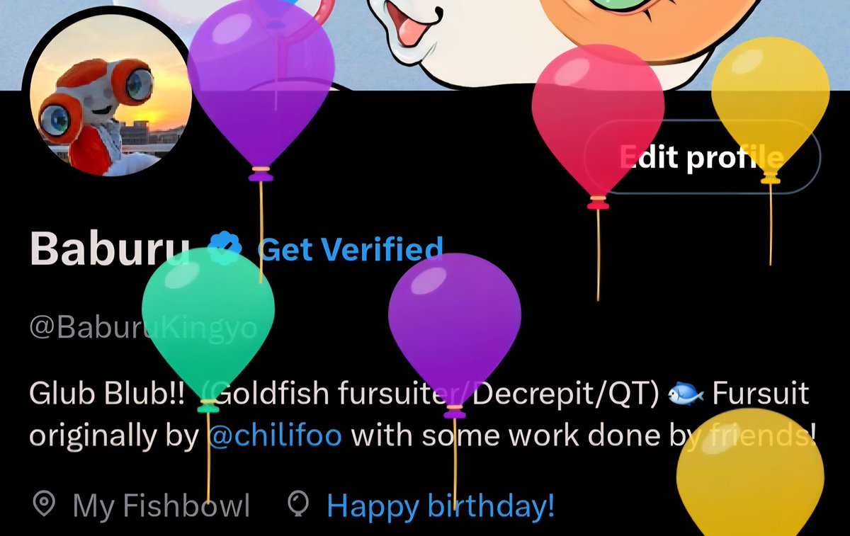 I'm late to my own bursday but helo its my bursday!! (O)u(O)/)