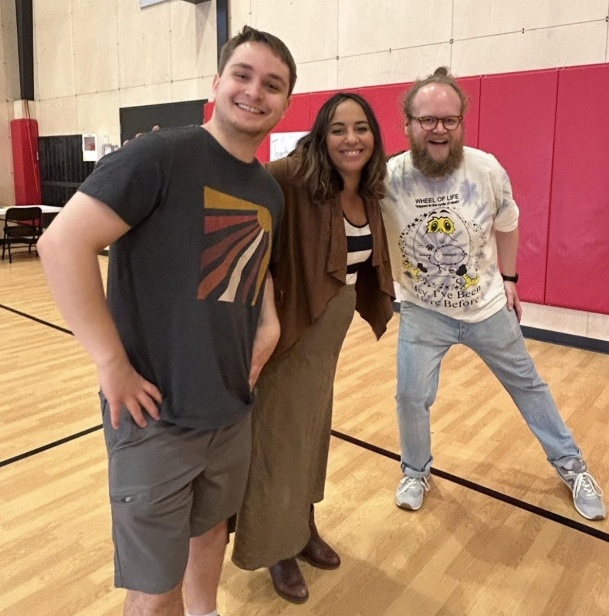 OWLanguage's tweet image. Celebrations of connection! In order to create a space for joy, acquisition &amp;amp; community, you have to experience it yourself 💛 Every OWL experience models the effectiveness of building relationships, playing &amp;amp; engaging 🙌 See where you can get connected! owlanguage.com