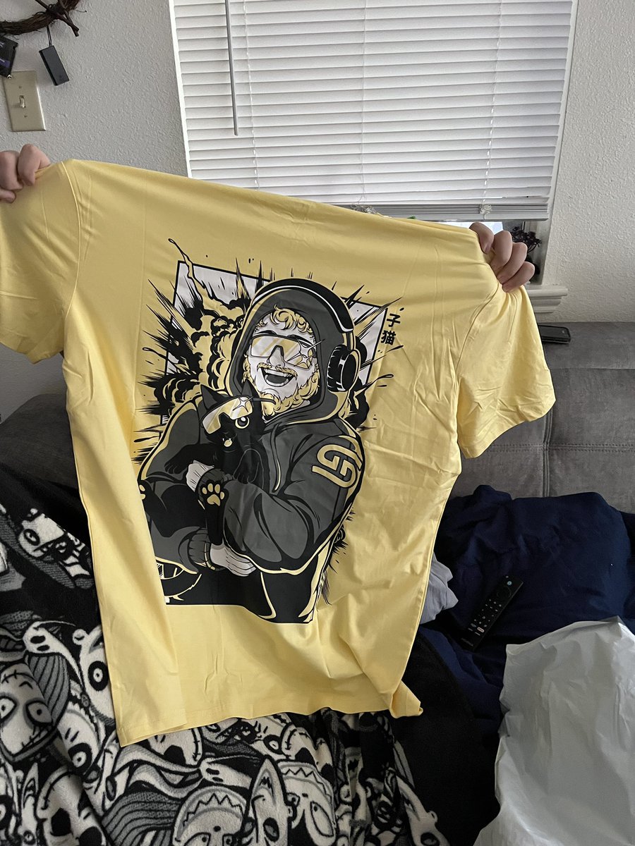 CrystalJ303030's tweet photo. @CaseOh__  caseoh and kitty shirt came in today 💕💕💕 https://t.co/s8u5kM4xcH