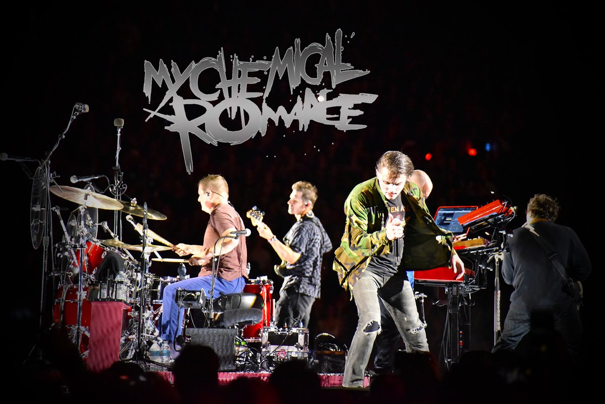 r5_creative's tweet photo. MCR Tampa #MCRTAMPA #MCR https://t.co/6PIPUGQyrG