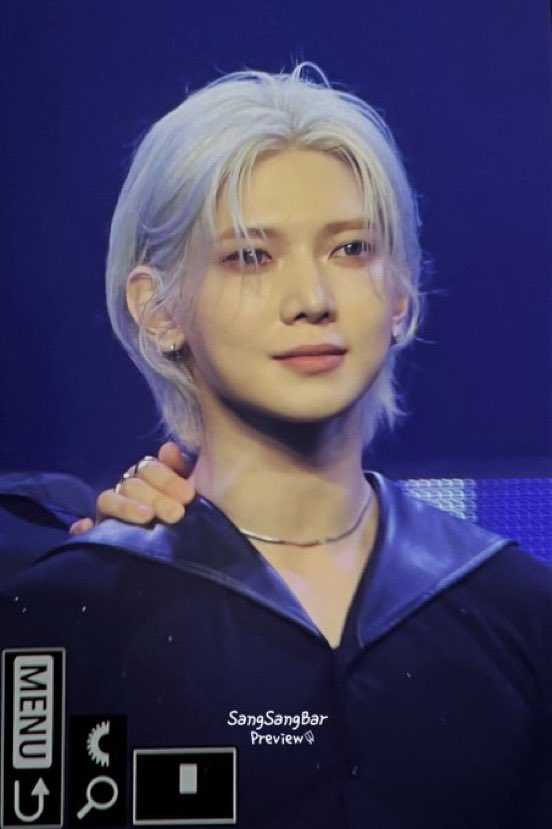 YEOTEEZx's tweet image. YEOSANG SILVER HAIR !!!