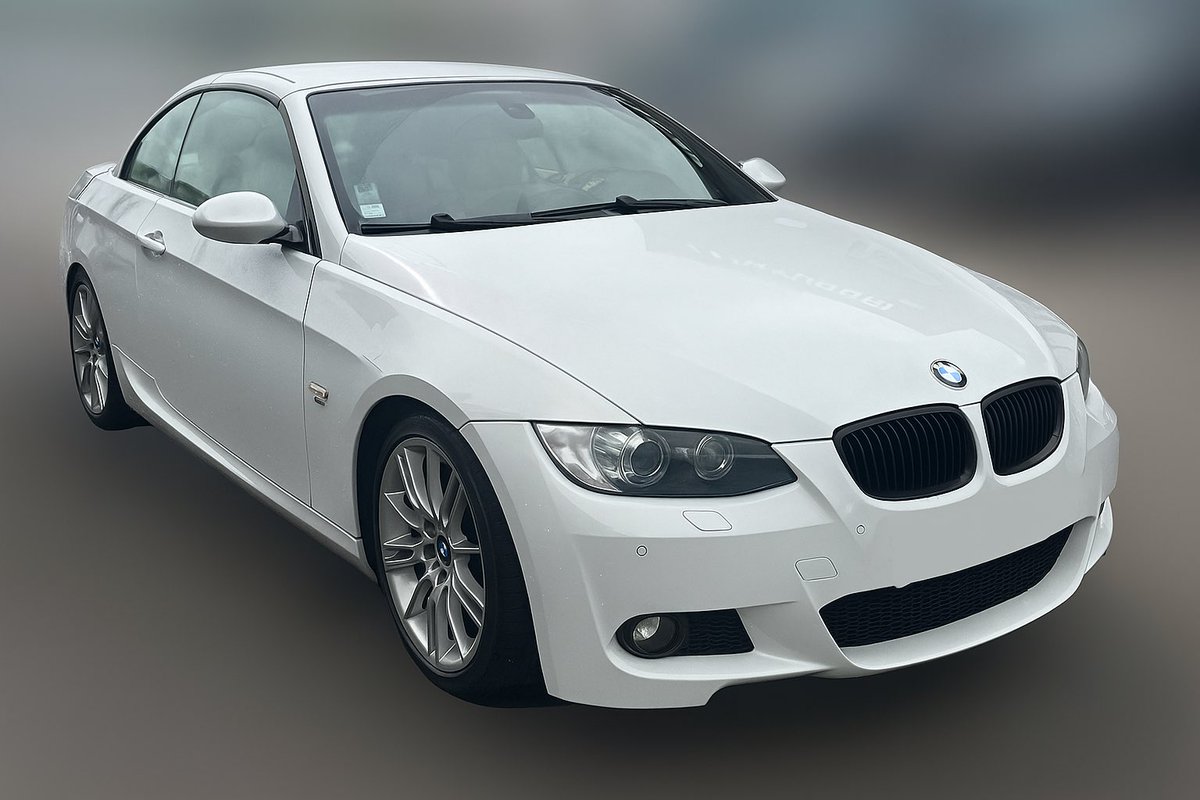 BMWPassionM's tweet photo. Hello la team, j’ai une belle 335i E93 BVA avec 114 000 kms de 2008 ! Bon suivi et bon etat, immat FR https://t.co/vV4Y00o2gZ