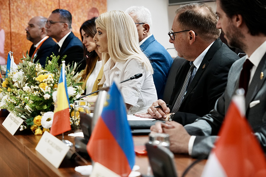 Cyprus Parliament 🇨🇾🇪🇺 tweet media