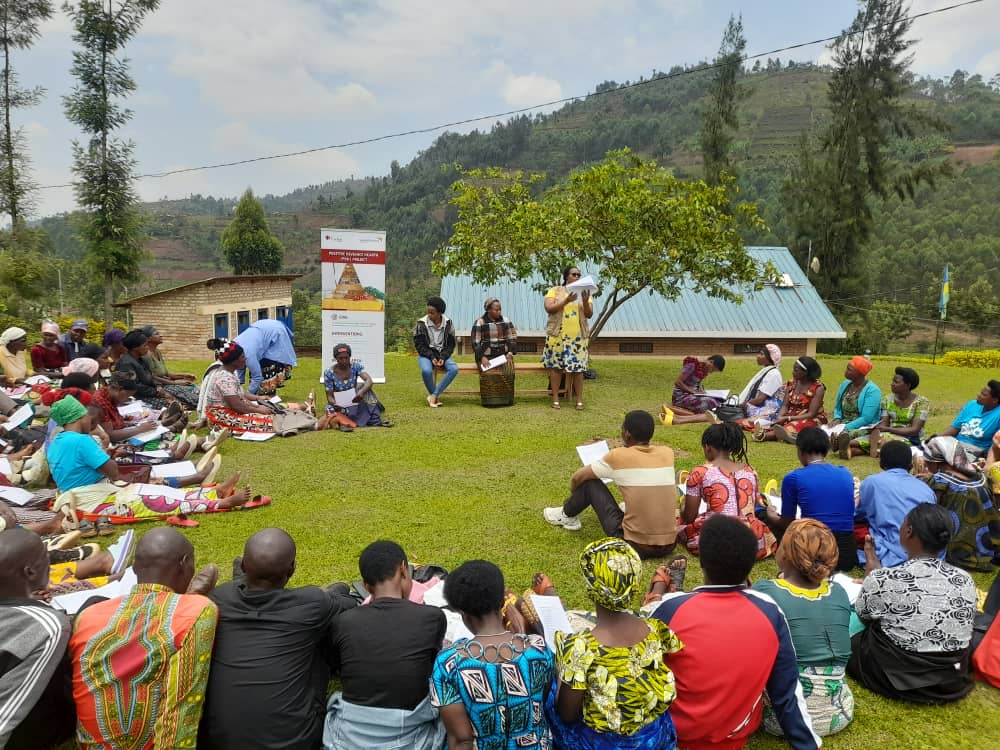 CARITAS DIOCESAINE BYUMBA (@cbyumba) on Twitter photo <a href="/CByumba/">CARITAS DIOCESAINE BYUMBA</a> approaches the Community Health Workers in different dialogues about fighting against malnutrition among children.
<a href="/WVRwanda/">World Vision Rwanda</a> <a href="/CByumba/">CARITAS DIOCESAINE BYUMBA</a> approaches the Community Health Workers in different dialogues about fighting against malnutrition among children.
<a href="/WVRwanda/">World Vision Rwanda</a>